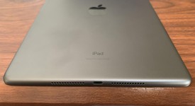 Mint
													Apple iPad 9th Gen - Wi-Fi, Gray, 64 GB, A2602, photo 4 of 7