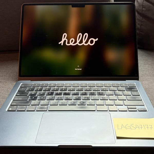 MacBook Air 2022 (M2) - 13 inch - 512 GB, Midnight, 8 GB, Apple M2