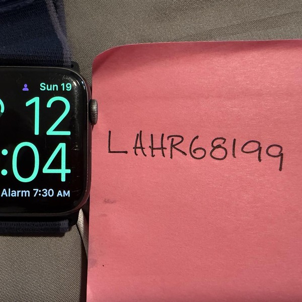 Apple Watch Series 5 44mm - Gray, A2093 - GPS, Aluminum