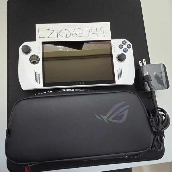 Asus ROG Ally 7 inch - 512 GB, White, 16 GB, AMD Ryzen Z1 Extreme, Ryzen Z1 Extreme