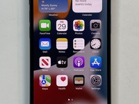 Apple iPhone 13
