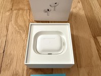 Apple AirPods Pro 2