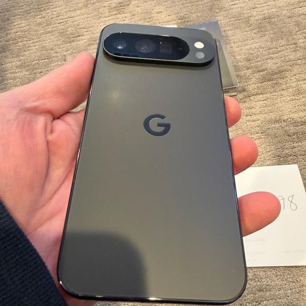 Google Pixel 10 Pro XL - Unlocked, 512 GB, Obsidian, GUL82