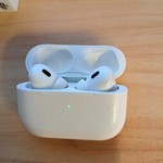 Used Apple AirPods Pro 2 - USB-C