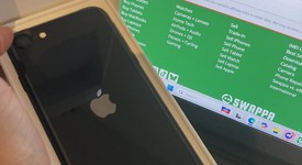 Mint
													Apple iPhone SE 3rd Gen 2022 - Unlocked, Midnight, 64 GB, A2595, photo 4 of 11