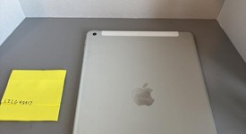 Good
													Apple iPad 9th Gen - Unlocked, Silver, 64 GB, A2603, photo 3 of 5