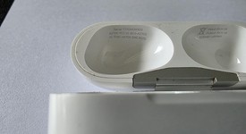 Used
													Apple AirPods Pro 2 - Lightning, photo 2 of 8