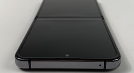 Mint
													Samsung Galaxy Z Flip5 - Unlocked, Graphite, 256 GB, 8 GB, SM-F731U1, photo 5 of 8