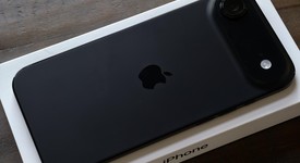 Good
													Apple iPhone Air - Unlocked, Space Black, 256 GB, A3260, photo 5 of 12