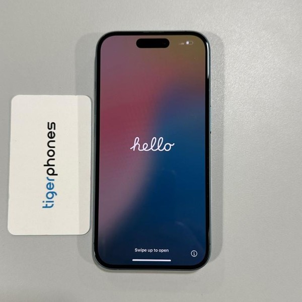 Apple iPhone 16 - Unlocked, 256 GB, Teal, A3081