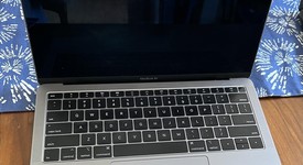 Good
													MacBook Air 2019 - 13" - I5, Gray, 128 GB, 8 GB, photo 5 of 6