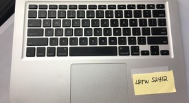 Good
													MacBook Pro 2011 (Unibody) - 13" - Silver, 500 GB, 4 GB, photo 3 of 6
