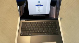 Mint
													MacBook Pro Late 2023 (M3) - 14" - Apple M3 Pro 11-core, Black, 512 GB, 36 GB, 14-core GPU, photo 1 of 15