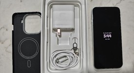 Mint
													Oppo Find X9 Pro - Unlocked Non-US, Silk White, 512 GB, 16 GB, photo 2 of 9