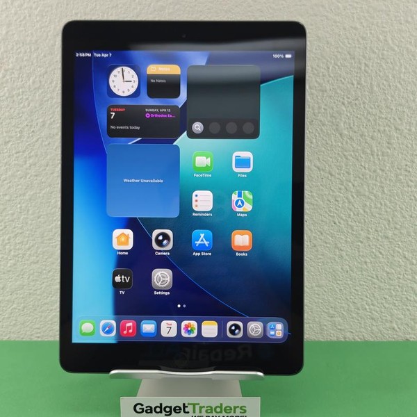 Apple iPad 8th Gen - Wi-Fi, 32 GB, Gray, A2270