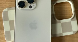 Good
													Apple iPhone 13 Pro - Unlocked, Gold, 256 GB, A2483, photo 4 of 5