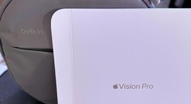Mint
													Apple Vision Pro - 256 GB, photo 1 of 11