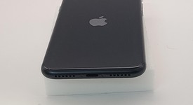 Mint
													Apple iPhone SE 3rd Gen 2022 - AT&T, Midnight, 64 GB, A2595, photo 4 of 7