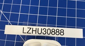 Used
													Apple AirPods 2nd Gen - Lightning Case, photo 3 of 5