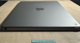 Good
													Apple iPad 6th Gen - Wi-Fi, Gray, 32 GB, A1893, photo 4 of 4