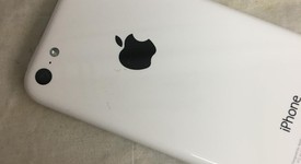 Good
													Apple iPhone 5C - Unlocked, White, 8 GB, A1532, GSM, photo 3 of 15