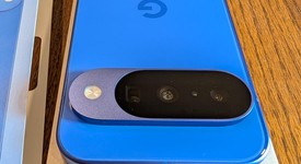 Mint
													Google Pixel 10 - T-Mobile, Indigo, 128 GB, GLBW0, photo 5 of 9
