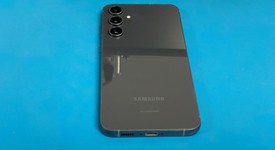 Mint
													Samsung Galaxy S23 FE - Unlocked, Graphite, 128 GB, 8 GB, SM-S711U1, photo 2 of 5