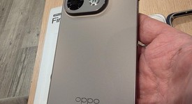 Mint
													Oppo Find X9 Pro - Unlocked Non-US, Titanium Charcoal, 512 GB, 16 GB, photo 2 of 7