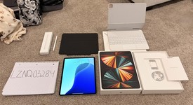 Good
													Apple iPad Pro 12.9" 5th Gen 2021 - Unlocked, Silver, 128 GB, photo 1 of 14