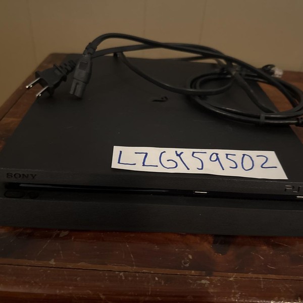 PlayStation 4 Slim - 1 TB, Black