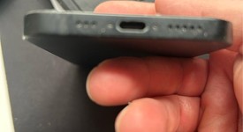 Mint
													Apple iPhone 16e - Unlocked, Black, 128 GB, A3212, photo 5 of 11