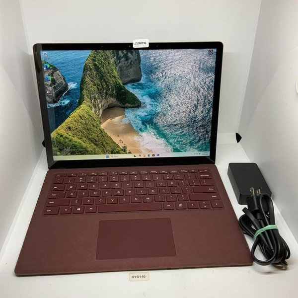 Microsoft Surface Laptop 2 - 256 GB, Burgundy, 8 GB, Intel Core i5