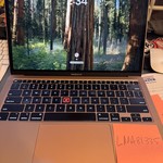 Good MacBook Air 2020 - 13 inch - I3, Gold, 256 GB, 8 GB