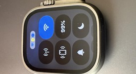Mint
													Apple Watch Ultra 49mm - Unlocked, Titanium, A2622, photo 2 of 12