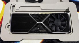 Used
													Nvidia GeForce RTX 3080 Founders Edition - 900-1G133-2530-000, photo 3 of 4