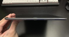 Mint
													Apple iPad Pro 9.7" - Unlocked, Gray, 32 GB, A1674, photo 5 of 10