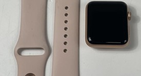 Good
													Apple Watch Series 3 42mm - Gold, A1859, Aluminum - GPS, photo 1 of 8