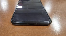 Good
													Motorola Razr Ultra (2025) - Unlocked, PANTONE Scarab, 512 GB, 16 GB, photo 4 of 8