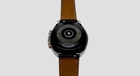 Mint
													Samsung Galaxy Watch3 - Unlocked, Mystic Silver, 41mm, photo 5 of 5