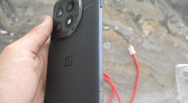 Fair
													OnePlus 13 - Unlocked, Black Eclipse, 512 GB, 16 GB, photo 4 of 6