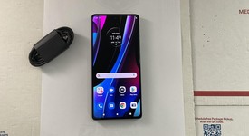 Mint
													Motorola Edge Plus (2022) - Unlocked, White, 512 GB, 8 GB, photo 2 of 8