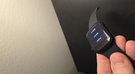 Good
													Apple Watch Series 9 41mm - Unlocked, Midnight, A2982 - Cellular, Aluminum, photo 4 of 6