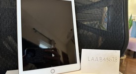 Good
													Apple iPad 6th Gen - Wi-Fi, Gold, 128 GB, A1893, photo 1 of 4