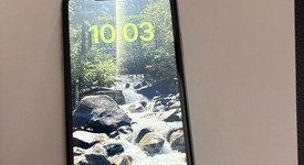 Mint
													Apple iPhone 11 - Unlocked, Green, 64 GB, A2111, photo 1 of 10