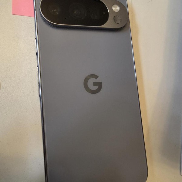 Google Pixel 10 Pro - T-Mobile, 128 GB, Moonstone, G4QUR