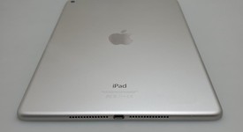 Good
													Apple iPad Air 2 - Wi-Fi, Silver, 64 GB, photo 2 of 7