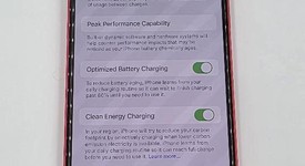 Mint
													Apple iPhone 14 - Unlocked, Red, 128 GB, A2649, photo 2 of 15