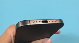 Mint
													Apple iPhone 17 - Unlocked, Black, 256 GB, A3258, photo 5 of 6