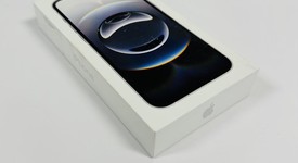New
													Apple iPhone 16e - AT&T, White, 128 GB, A3212, photo 5 of 5