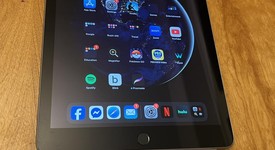 Good
													Apple iPad 5th Gen - Wi-Fi, Gray, 32 GB, A1822, photo 1 of 7